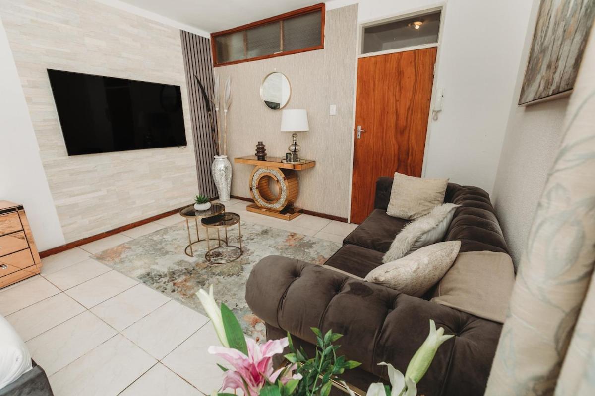 Apartment-kloof Street Apartment *