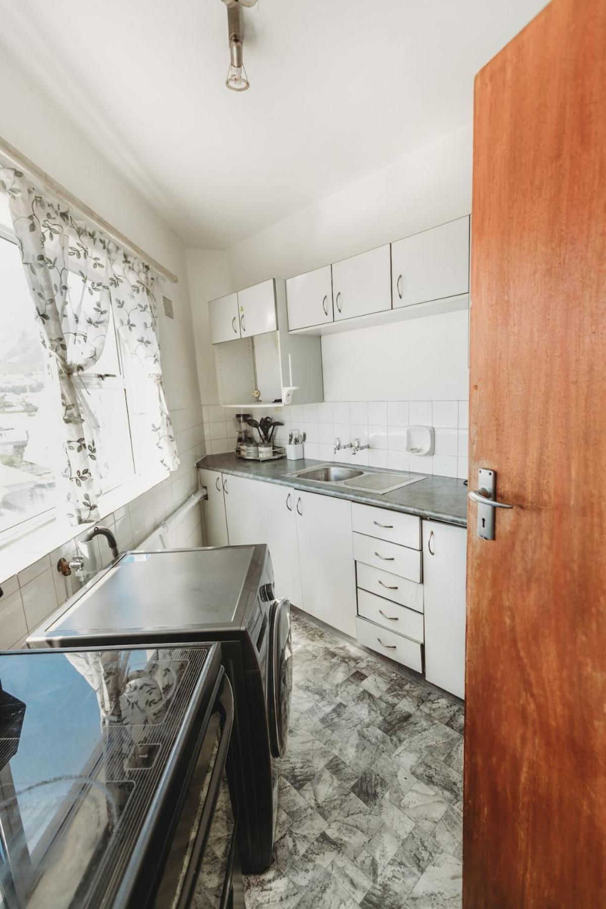 Apartment-kloof Street *